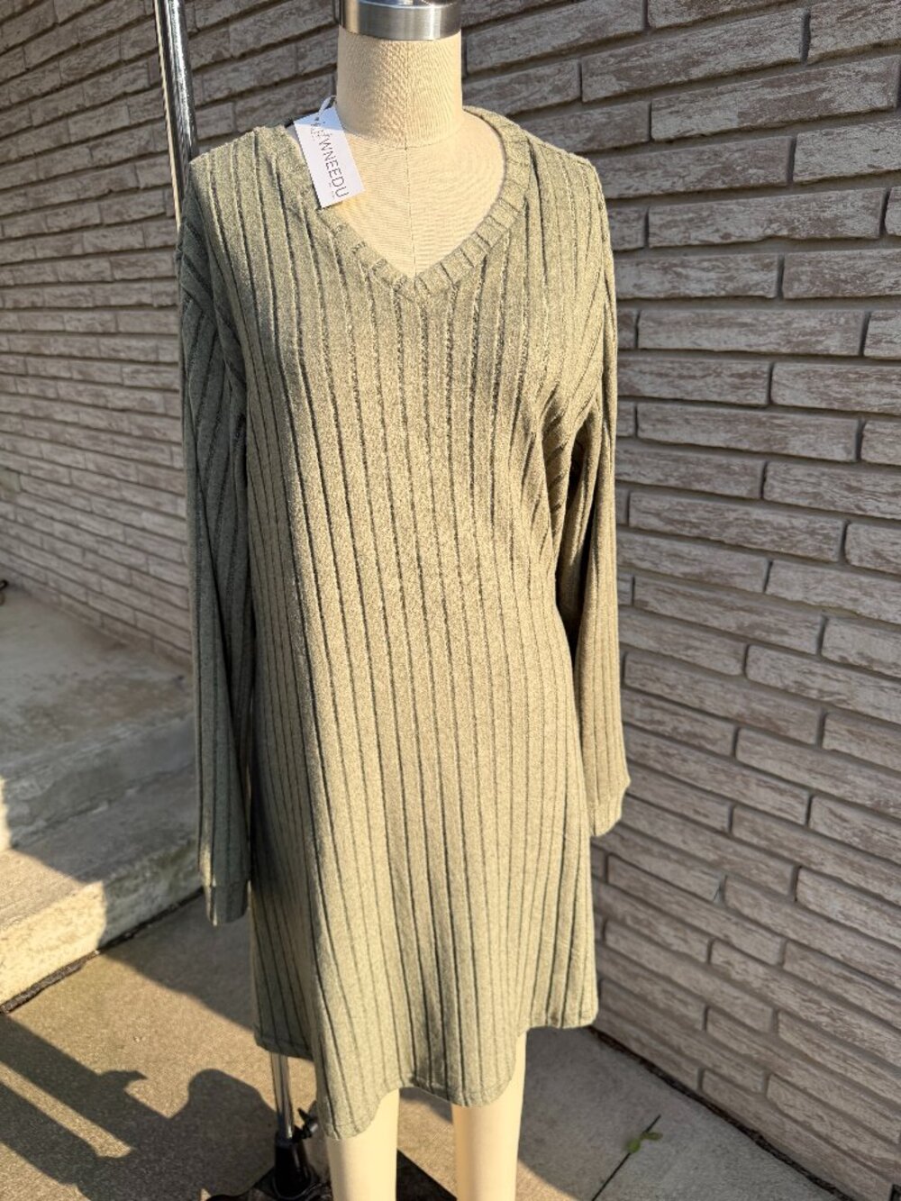 NWT ZWNEDU Olive Green Ribbed Knit V-Neck Long Sleeve Sweater Dress Size 2XL